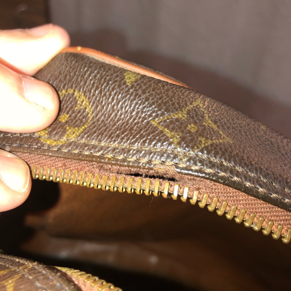 Authentic Louis Vuitton Marceau GM Vintage Messenger Bag - Picture 9 of 9